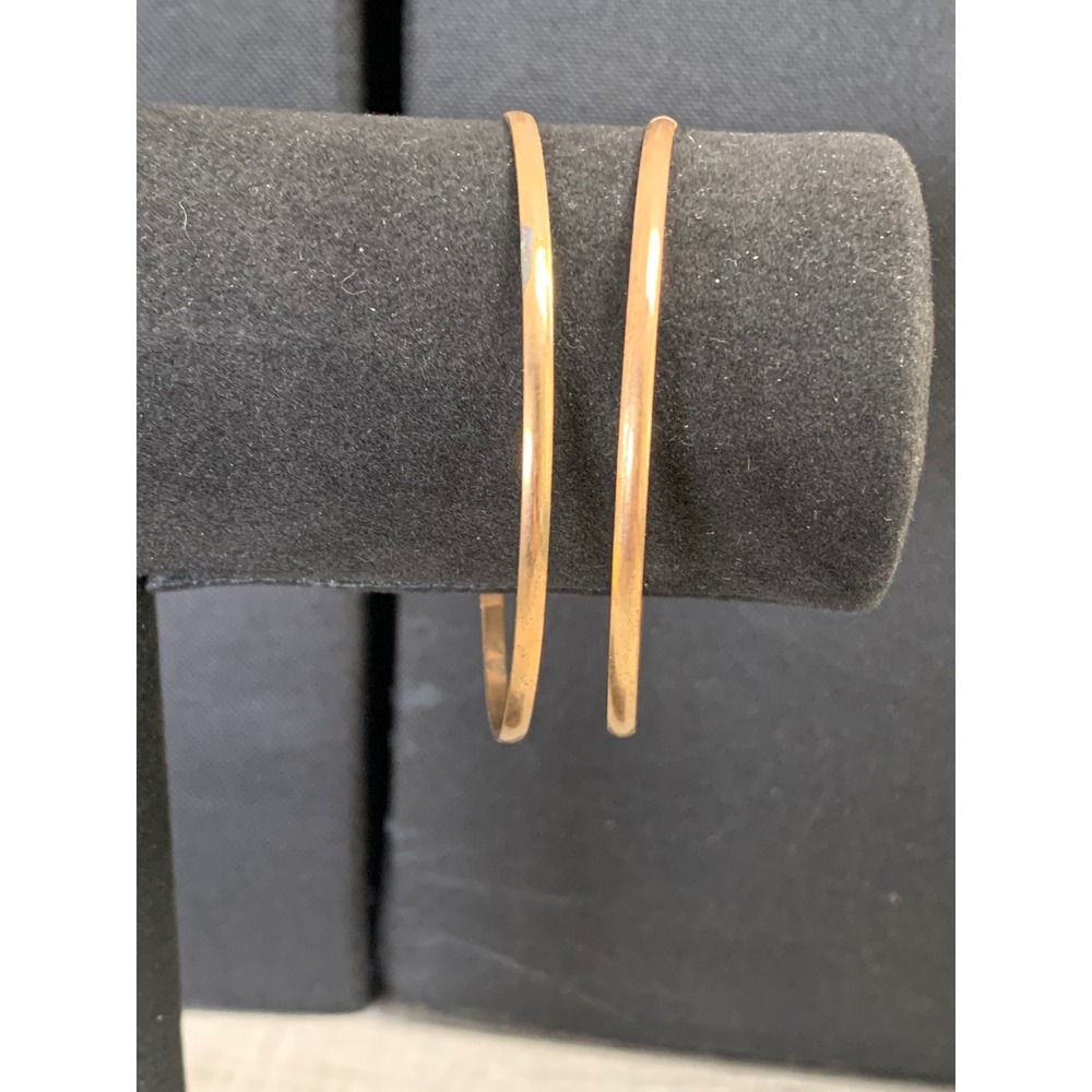 Set of 2 Gold Tone Thin Bangle Bracelets Minimalist Stackable Round 6 Inch